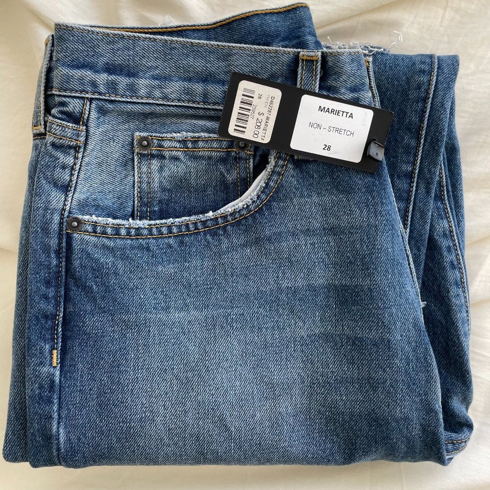 NWT, Never Worn Carmar Straight Leg Jeans - Size 28